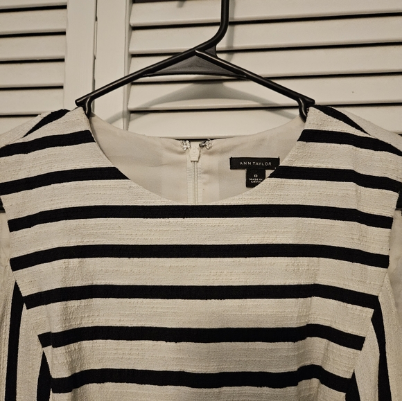 Ann Taylor dress - Picture 3 of 10